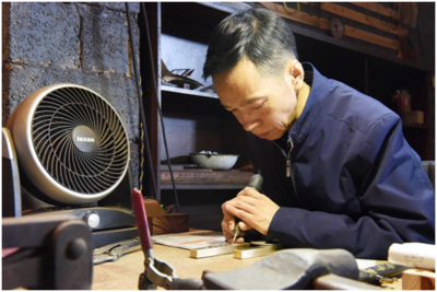 彩云綺夢——納古回鄉(xiāng) 指尖乾坤里的偉大跨越